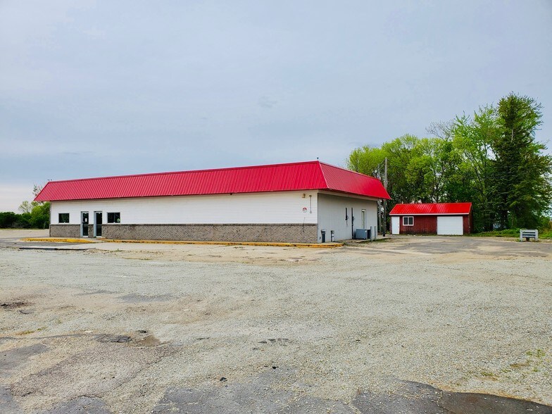 More Photos Of 3598 W Highway 30, Ellendale Industrial For Sale