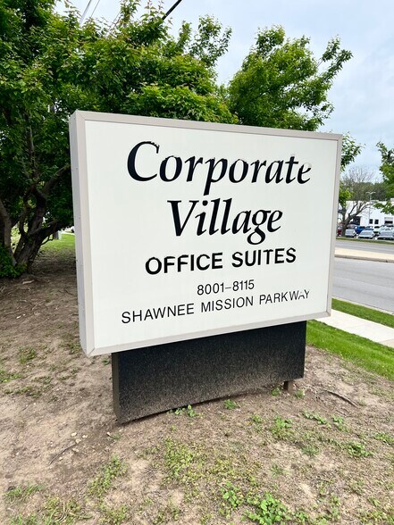 More Photos Of 8001 Shawnee Mission Pky, Shawnee Mission Office For Lease