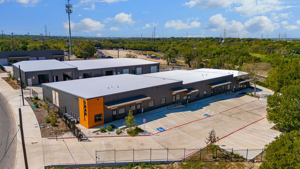More Photos Of 4503 N Stahl Park, San Antonio Unknown For Lease
