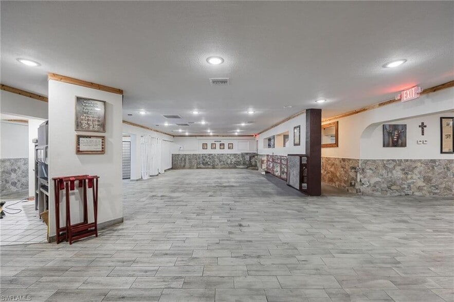 More Photos Of 93 S Hall St, LaBelle Restaurant For Sale