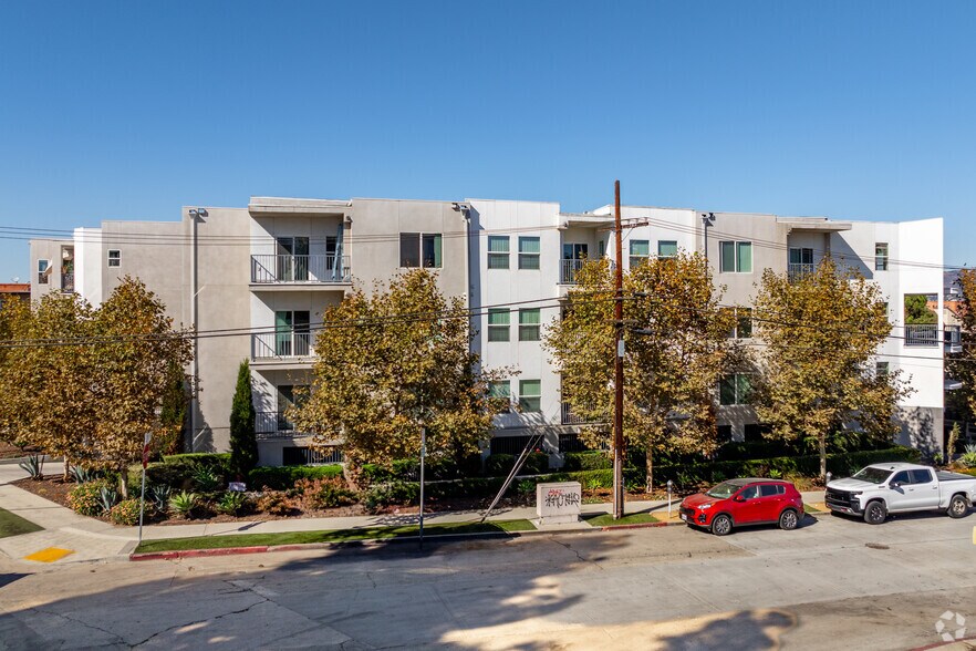 More Photos Of 401 S Grand View St, Los Angeles Apartments For Sale