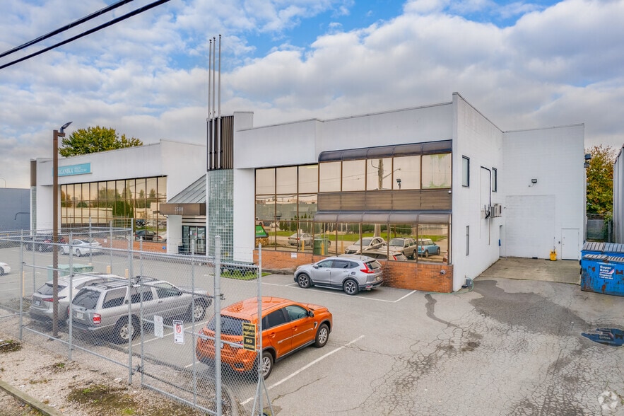 Primary Photo Of 2580 Viscount Way, Richmond Warehouse For Lease