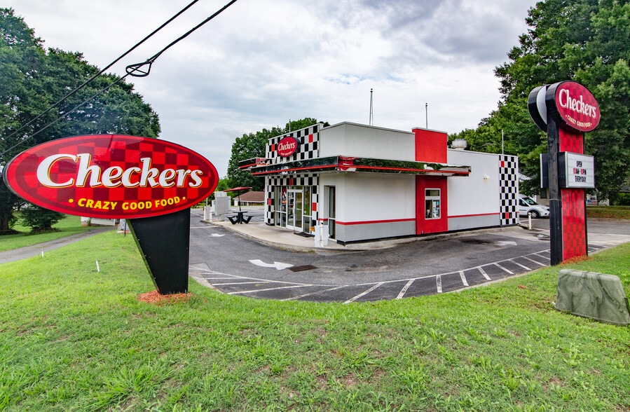 More Photos Of 938 Grove St, Shelby Fast Food For Sale