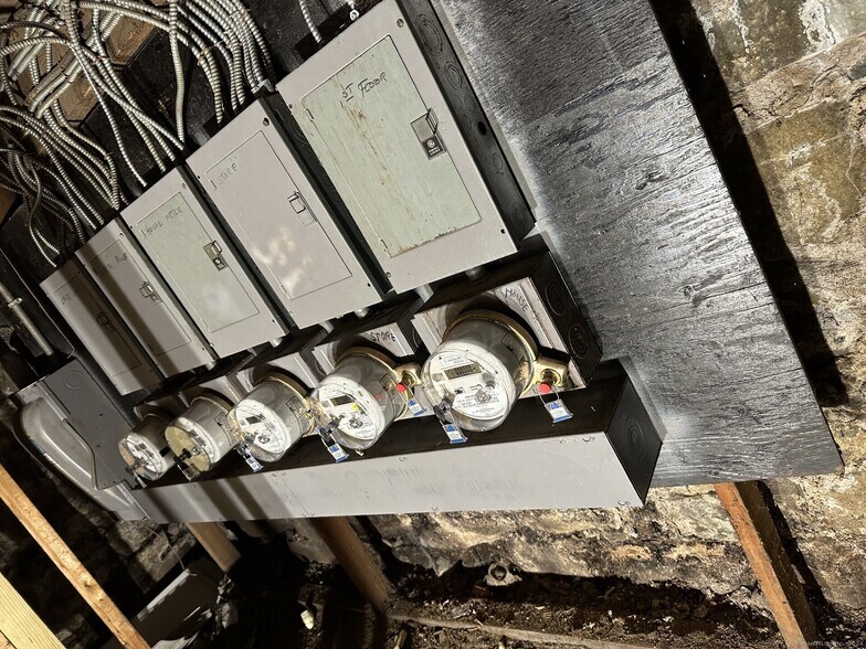 More Photos Of 669 Dixwell Ave, New Haven Apartments For Sale