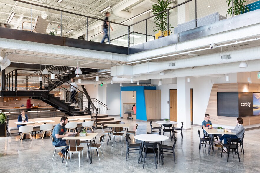 More Photos Of 4100 N Chapel Ridge Rd, Lehi Office For Sale