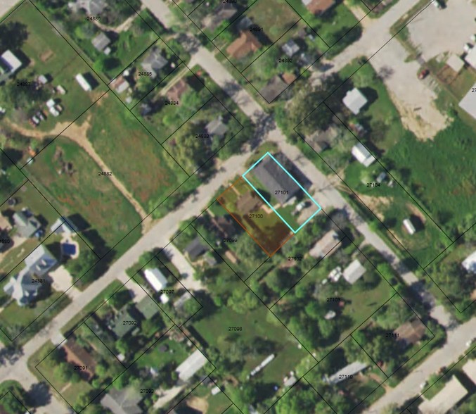 Primary Photo Of 1520 D St, Floresville Apartments For Sale
