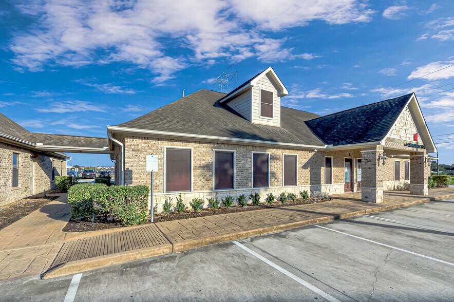 More Photos Of 607 Park Grove Dr, Katy Medical For Lease