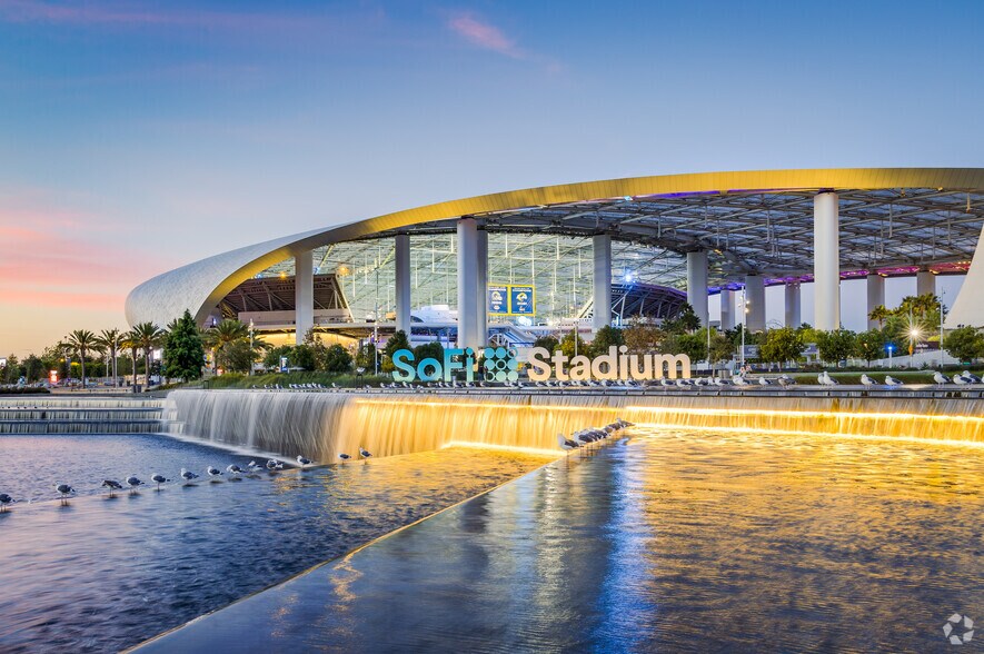 More Photos Of 311 W Imperial Hwy, Los Angeles Land For Sale