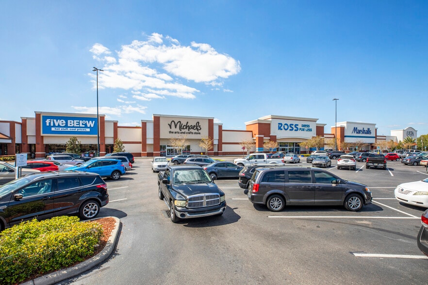 Primary Photo Of 105-240 W Alexander St, Plant City Unknown For Lease