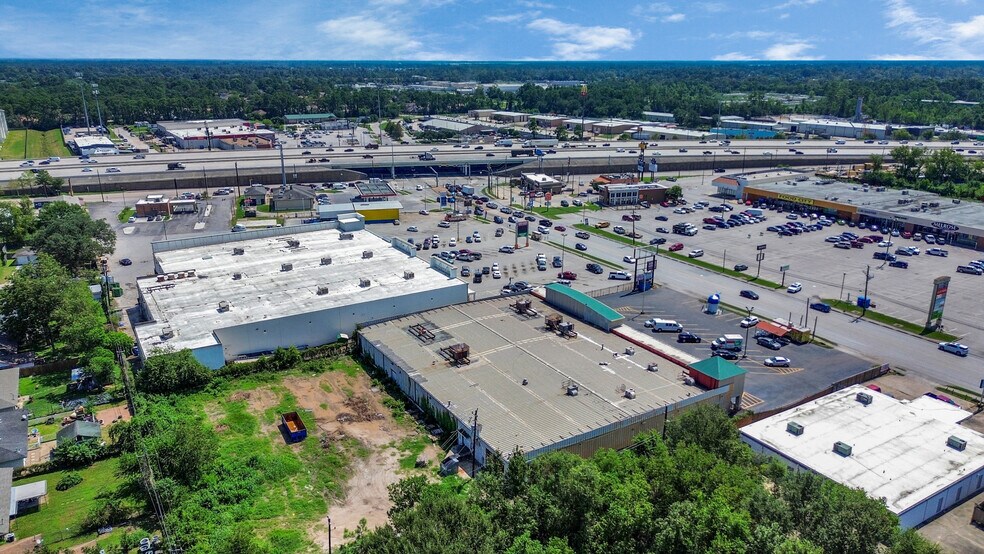 More Photos Of 5231 Aldine Mail Rd, Houston General Retail For Lease