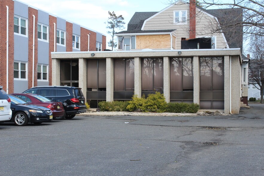 More Photos Of 326 Broad St, Red Bank Medical For Sale