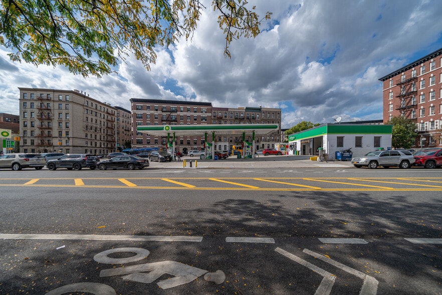 More Photos Of 800 Saint Nicholas Ave, New York Service Station For Sale