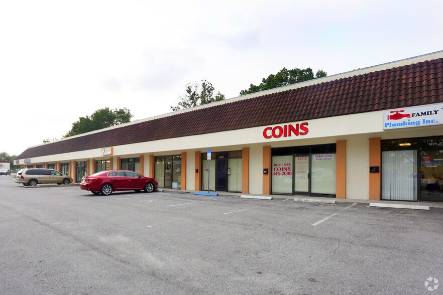 More Photos Of 1271-1291 San Christopher Dr, Dunedin General Retail For Lease