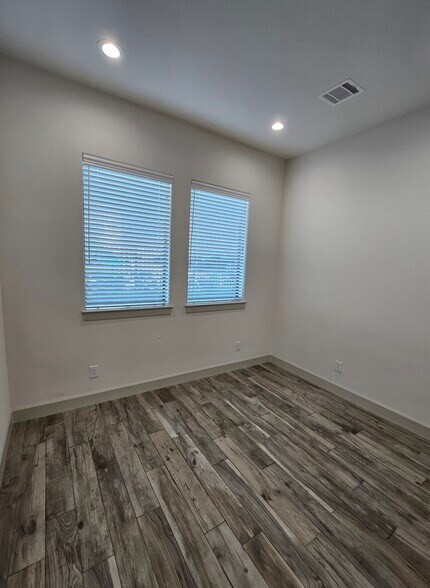 More Photos Of 21777 Merchants Way, Katy Office For Lease