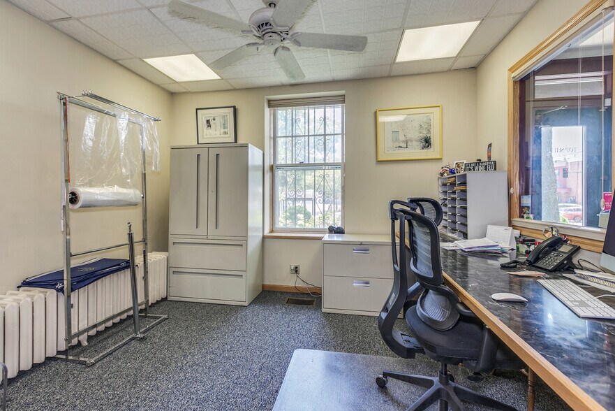 More Photos Of 3040 Lyndale Ave S, Minneapolis Coworking Space