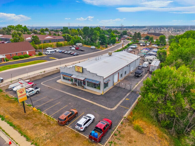 More Photos Of 4260 S Federal Blvd, Englewood Showroom For Sale