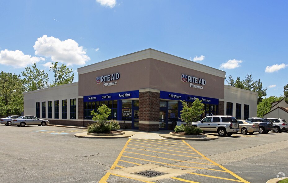 More Photos Of 28600 Chagrin Blvd, Beachwood Drugstore For Lease