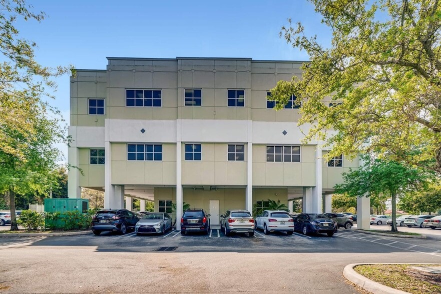 More Photos Of 2901 Coral Hills Dr, Coral Springs Unknown For Lease