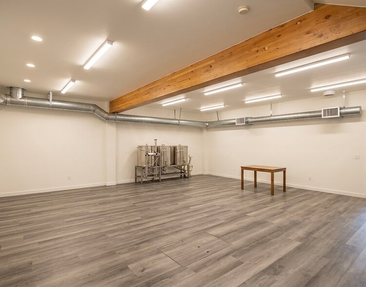 More Photos Of 472-478 7th St, Oakland Office For Lease
