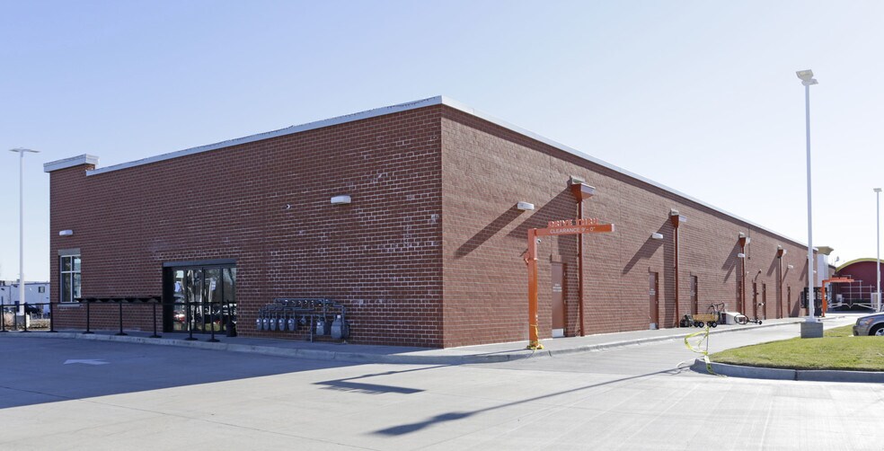 More Photos Of 14608-14632 Cicero Ave, Midlothian Freestanding For Lease