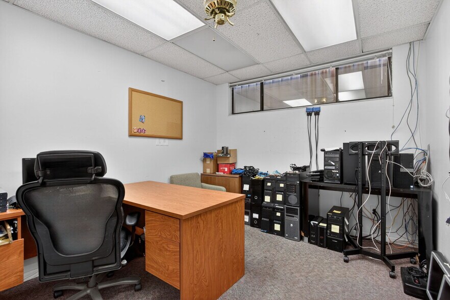 More Photos Of 513 N State Road 7, Margate Office For Sale