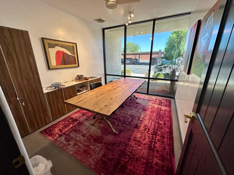 More Photos Of 560 S Paseo Dorotea, Palm Springs Medical For Lease