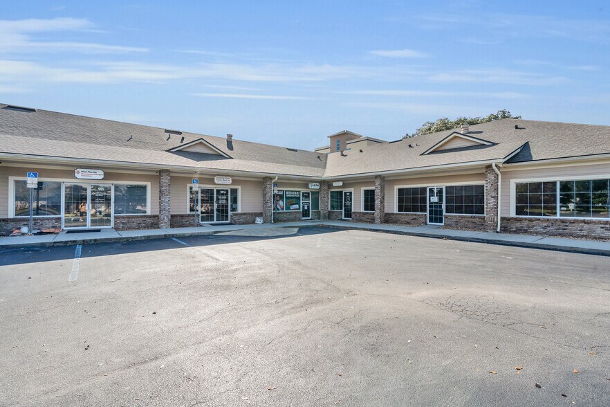 More Photos Of 901-911 N Central Ave, Kissimmee Medical For Sale