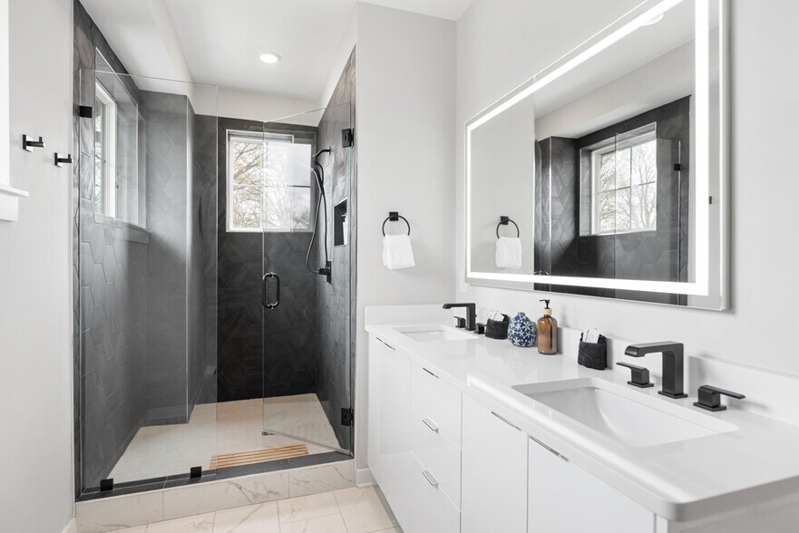 More Photos Of 1233 Lischey Ave, Nashville Apartments For Sale