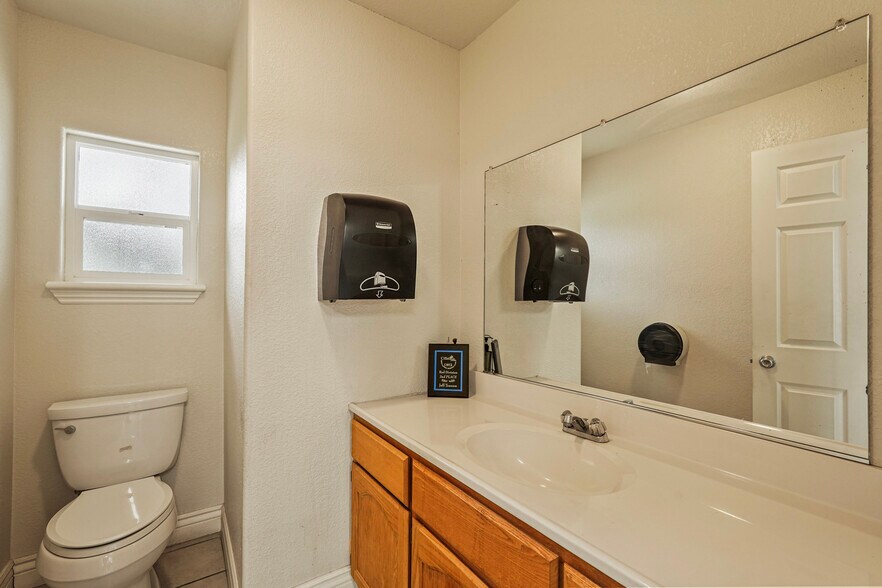 More Photos Of 1400 Old Levee rd, Walnut Grove Land For Sale