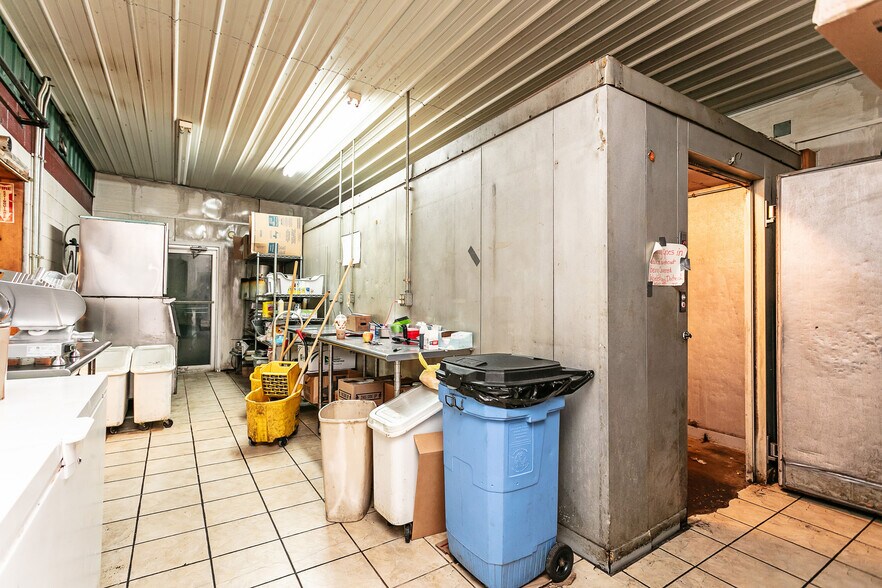 More Photos Of 4950 KY-52, Loretto Restaurant For Sale