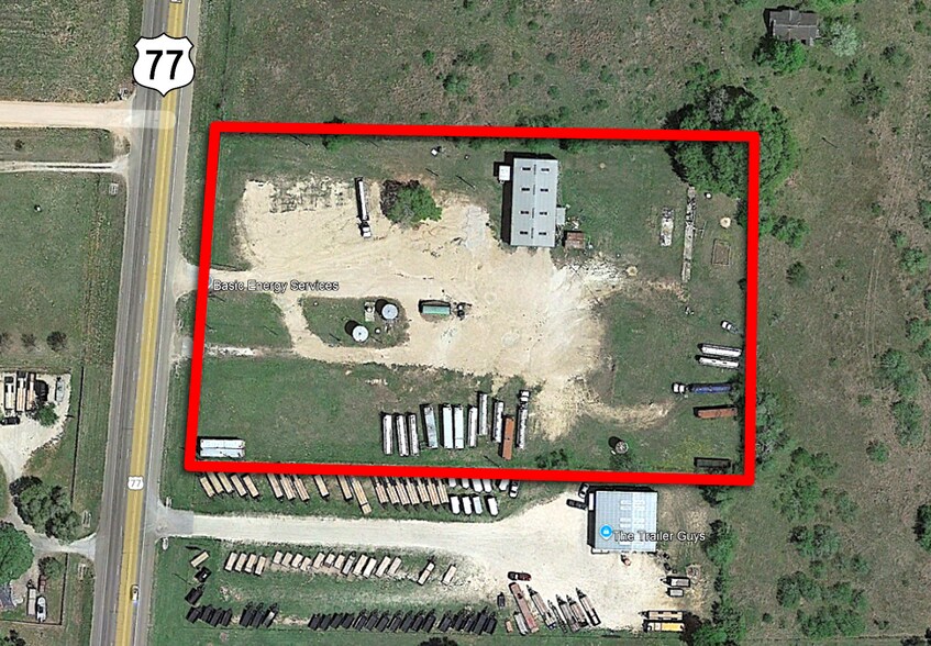 Primary Photo Of 2589 US-77, Hallettsville Warehouse For Sale