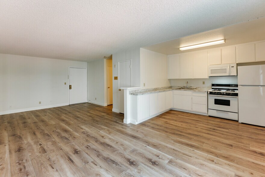 More Photos Of 504 S La Fayette Park Pl, Los Angeles Apartments For Sale