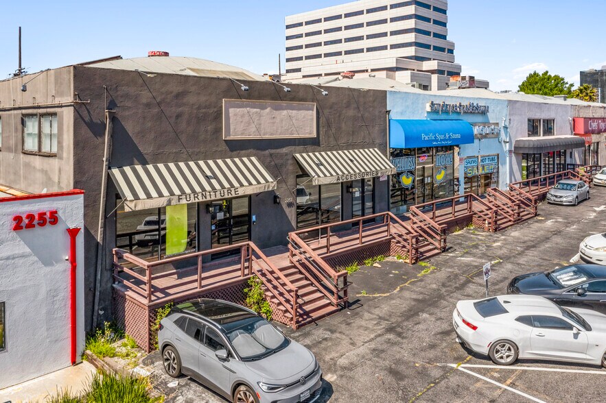 More Photos Of 2235-2251 S Sepulveda Blvd, Los Angeles Storefront For Lease