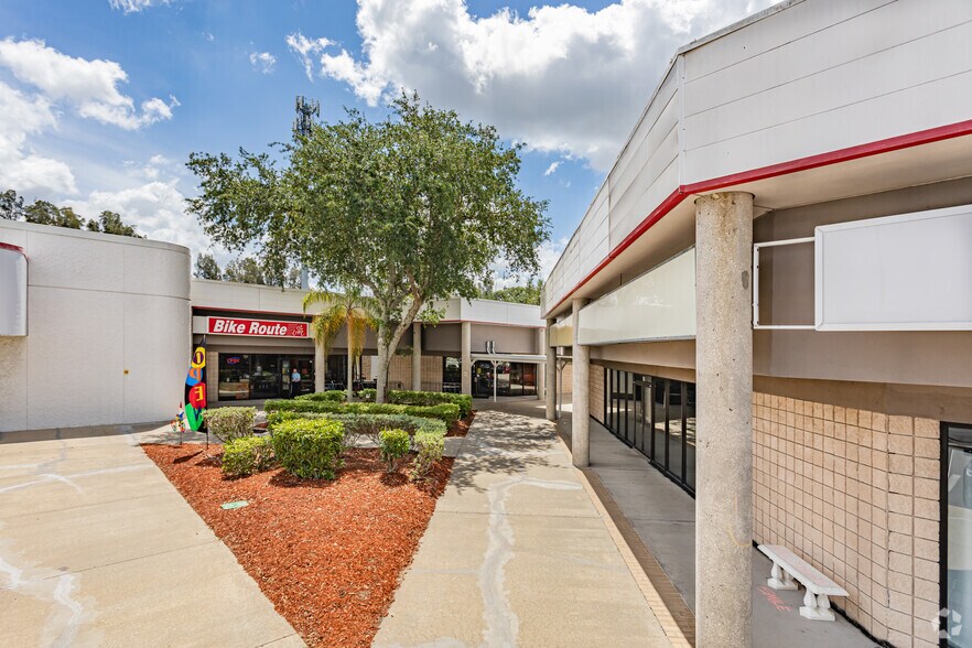 More Photos Of 8595 College Pky, Fort Myers Storefront For Lease