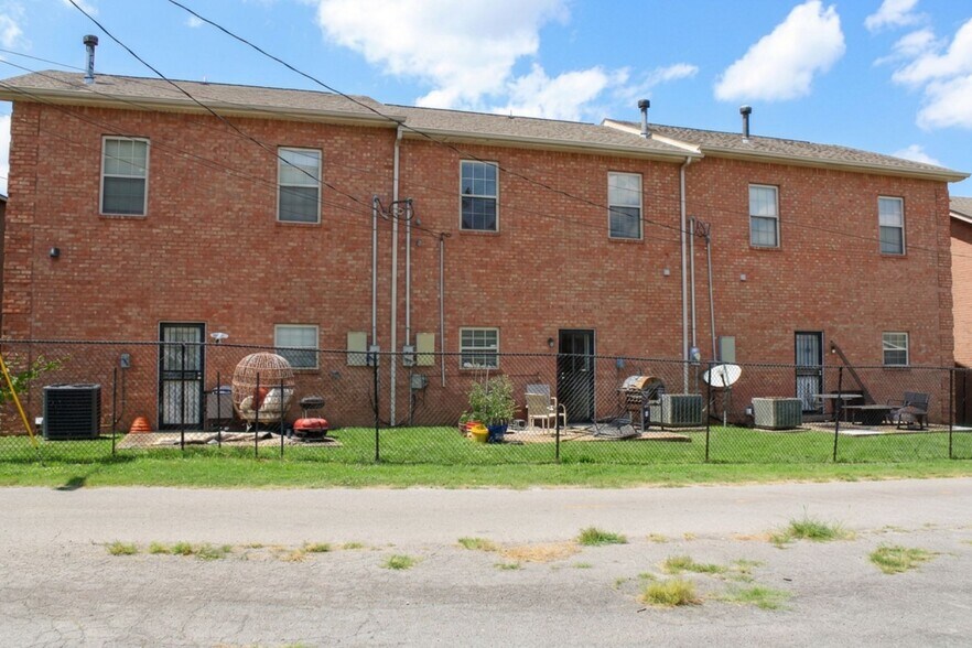 More Photos Of 516 19th Ave N, Nashville Apartments For Sale