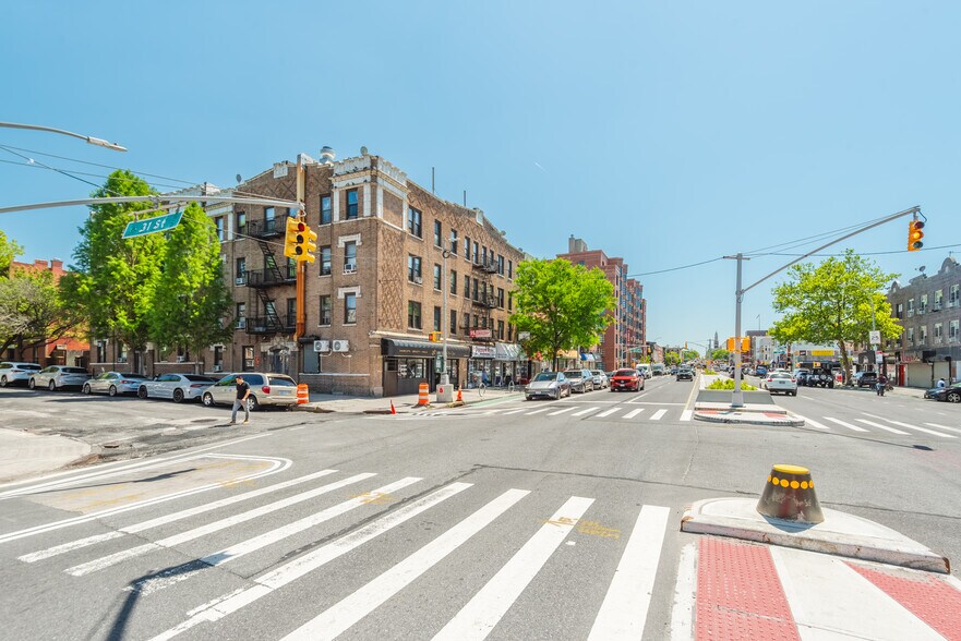 More Photos Of 195 30th St, Brooklyn Apartments For Sale
