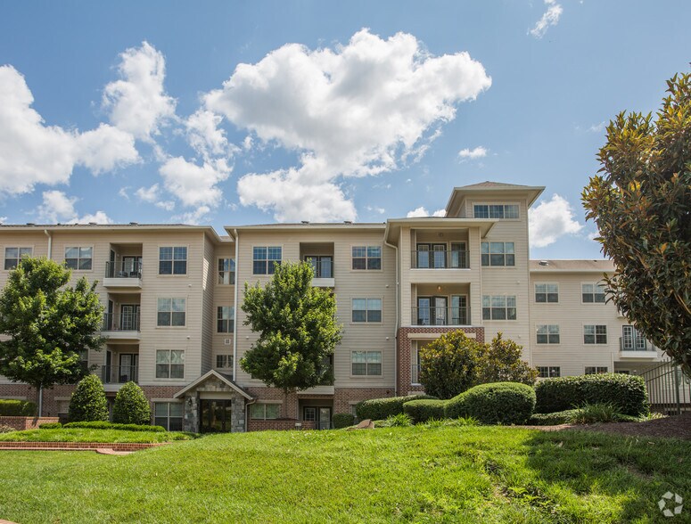 More Photos Of Mooreview Pky @ Loudoun County Pky, Ashburn Unknown For Lease