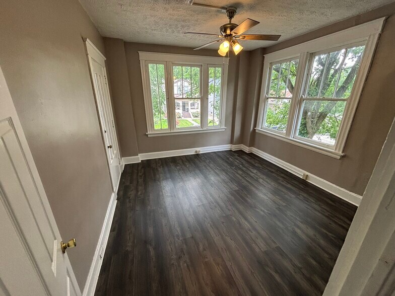 More Photos Of 811 S Fred Shuttlesworth Cir, Cincinnati Apartments For Sale