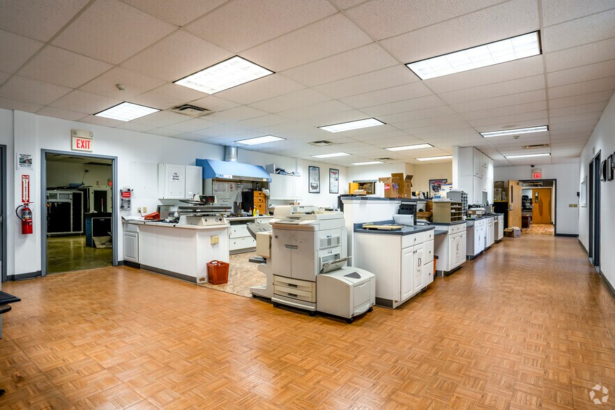 More Photos Of 20 Dutch Mill Rd, Ithaca Light Distribution For Lease