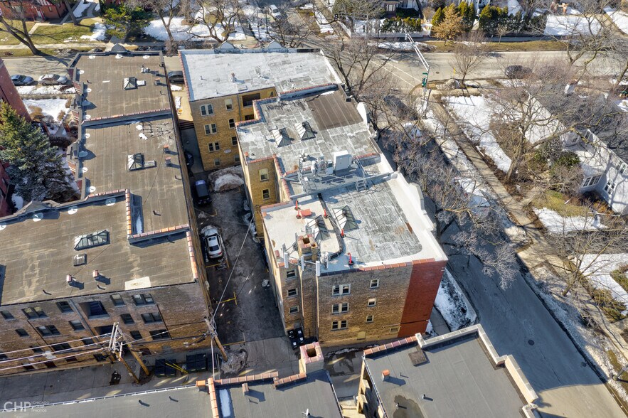 More Photos Of 1024 Noyes St, Evanston Apartments For Sale