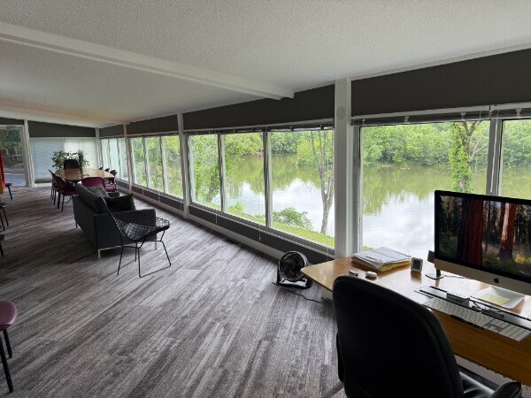 More Photos Of 410 Dinah Shore Blvd, Winchester Office Residential For Sale