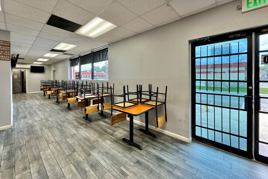 More Photos Of 1480 Washington Blvd, Beaumont Freestanding For Sale