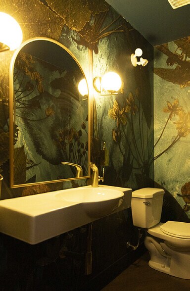 Primary Photo Of 20-22 Wentworth St, Dartmouth Storefront For Sale