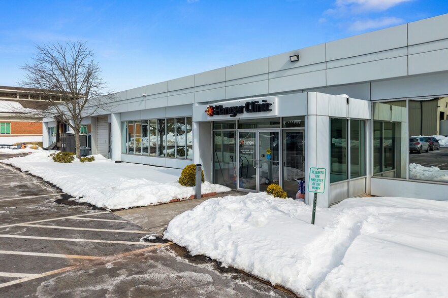 More Photos Of 31 Inwood Rd, Rocky Hill Flex For Sale