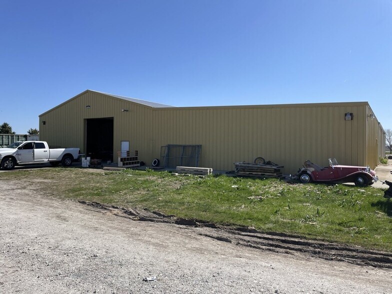 More Photos Of 650 Highway 75, Tekamah Warehouse For Lease