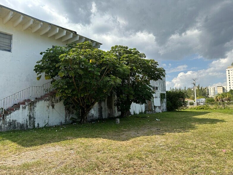 More Photos Of 2741 NW 49th St, Miami Lodge Meeting Hall For Sale