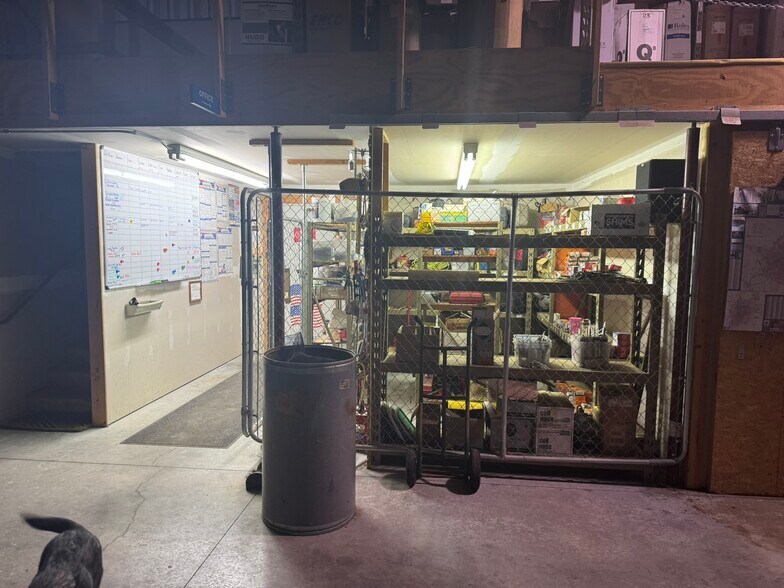 More Photos Of 855 Industrial Dr, Mondovi Distribution For Lease