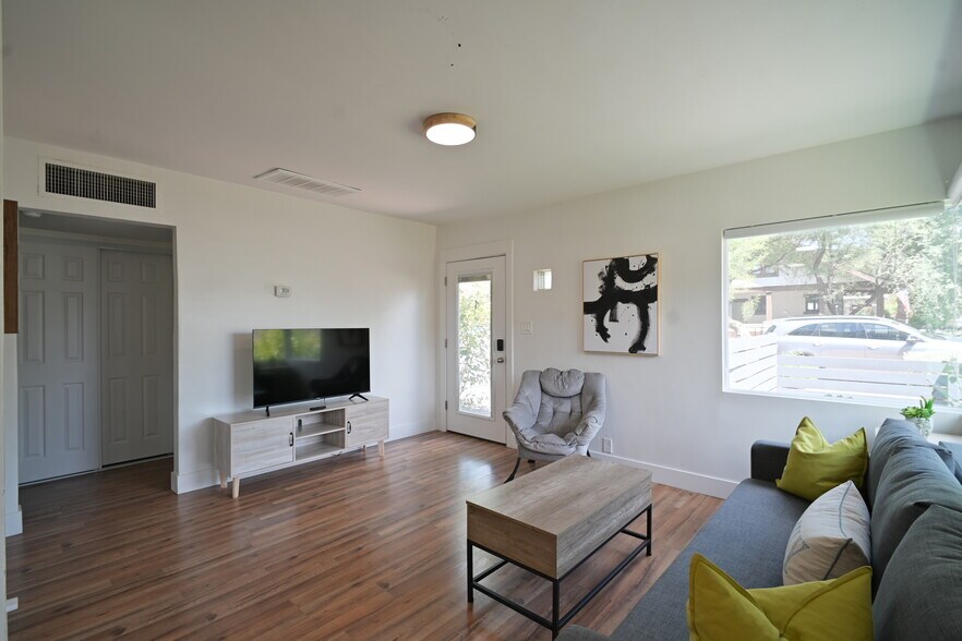 More Photos Of 338 E Portland St, Phoenix Apartments For Sale