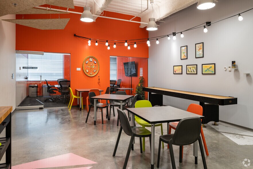 More Photos Of 4220 Duncan Ave, Saint Louis Office For Lease