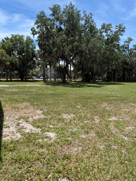 More Photos Of 1812 W 1st St, Sanford Office For Lease
